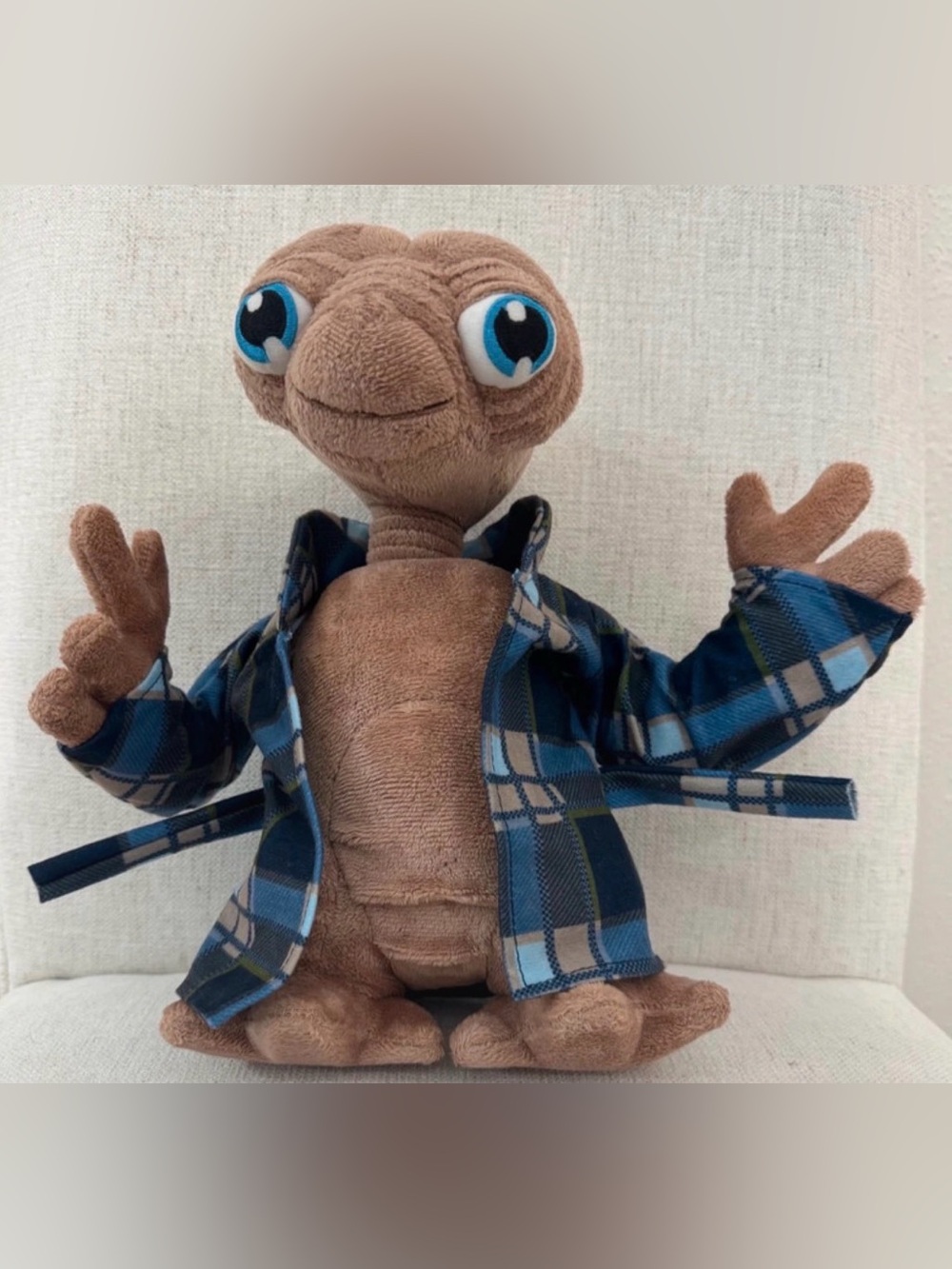 Universal Studios E.T. The Extra Terrestrial Blue Flannel Robe Plush Collectible
